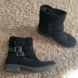 cute boots/ booties!